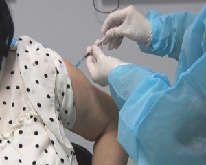 93 DE CADRE MEDICALE, VACCINATE ÎN PRIMA ZI. ÎN TOATE CELE CINCI CENTRE DIN SPITALELE BUZOIENE