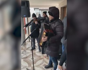 ŞTEFAN DE LA BĂRBULEŞTI ȘI FIUL, AMENDAȚI LA BUZĂU. AU CÂNTAT LA ÎNMORMÂNTAREA DE LA CALVINI