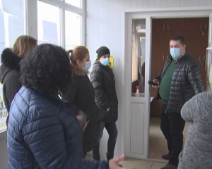 SCANDAL PE FINAL. DE LUNI, ELEVII VOR ÎNVĂȚA ÎN ȘCOALA POȘTA CÂLNĂU