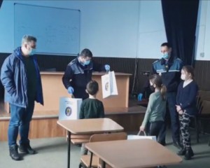 SĂRBĂTOARE PENTRU OAMENII ÎN UNIFORM. CUM AU PETRECUT DE ZIUA LOR?