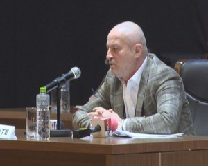 IEȘIRE FURTUNOASĂ A PREȘEDINTELUI CJ. MOTIVUL: CĂMINUL DE COPII DE LA BECENI