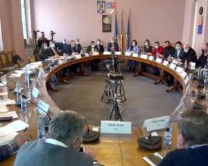 ÎNCĂ UN ÎMPRUMUT CU SCANDAL. 63 DE MILIOANE DE LEI PENTRU NOI INVESTIȚII