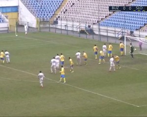 BUN ȘI X-UL. GLORIA, SCOR ALB CU SLOBOZIA