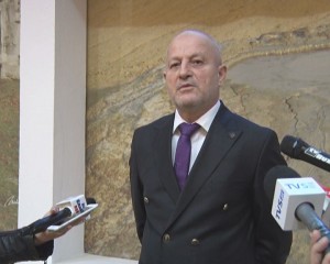 S-AU ÎMPĂRȚIT BANII JUDEȚULUI. CONSILIUL JUDEȚEAN CONTINUĂ PROIECTELE DE DEZVOLTARE