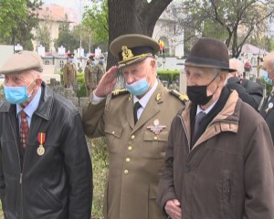 SUPRAVIEȚUITORI SĂRBĂTORIȚI. ZIUA VETERANILOR DE RĂZBOI, LA BUZĂU