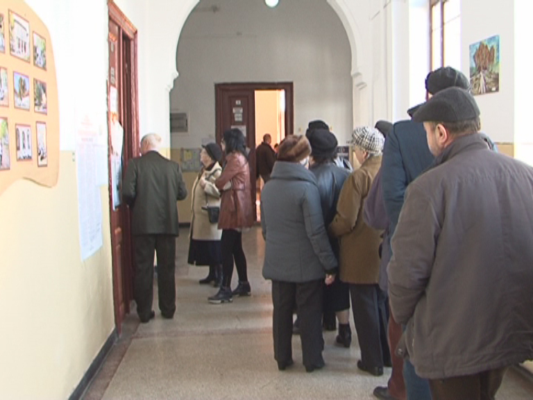 Primul tur. Secțiile de votare sunt pregătite pentru alegeri