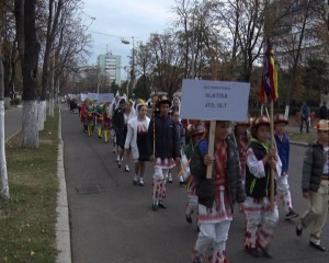 festival folclor elevi 2