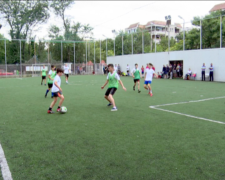 Finalele Cupei Cartierelor, Joi. Premierea de la ora 20, pe arena Prințul Ghica