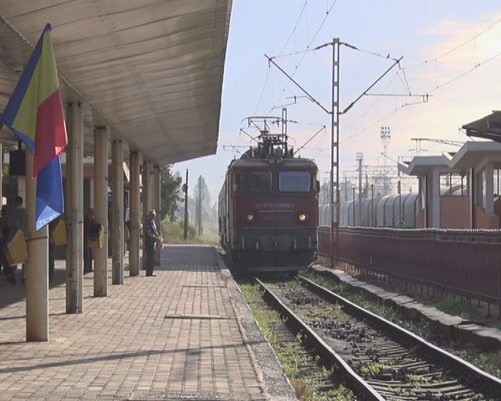 Glasul roților de tren. Haltă la intrarea în Buzău