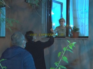 lumina de Paste