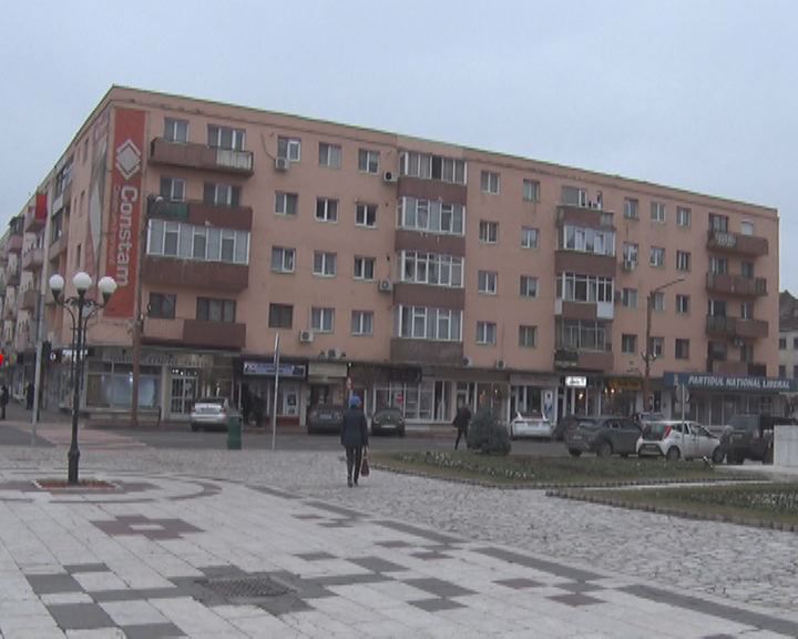 Riscuri asumate. Intervenții necesare la unele blocuri din Buzău