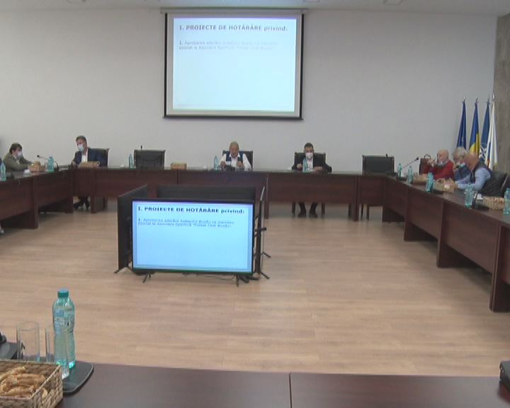 Ședință extraordinară la CJ. S-a votat parteneriatul în fotbal