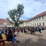 Vezi aici cum au sărbătorit absolvenții de la Pedagogic, Hasdeu și Liceul de Arte!