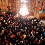 VIDEO! Sute de enoriași, la resfințirea Bisericii Sf. Andrei din cartierul Micro XIV