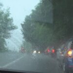 VIDEO Furtună puternică în zona de nord a județului. Piatra face ravagii