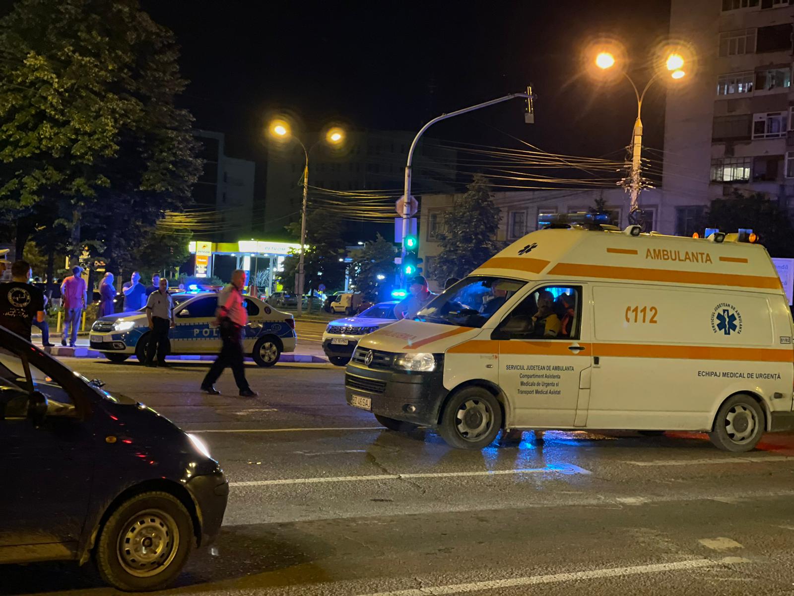 (FOTO) Accident grav, pe bulevardul Unirii! PIETON rănit de un taximetrist