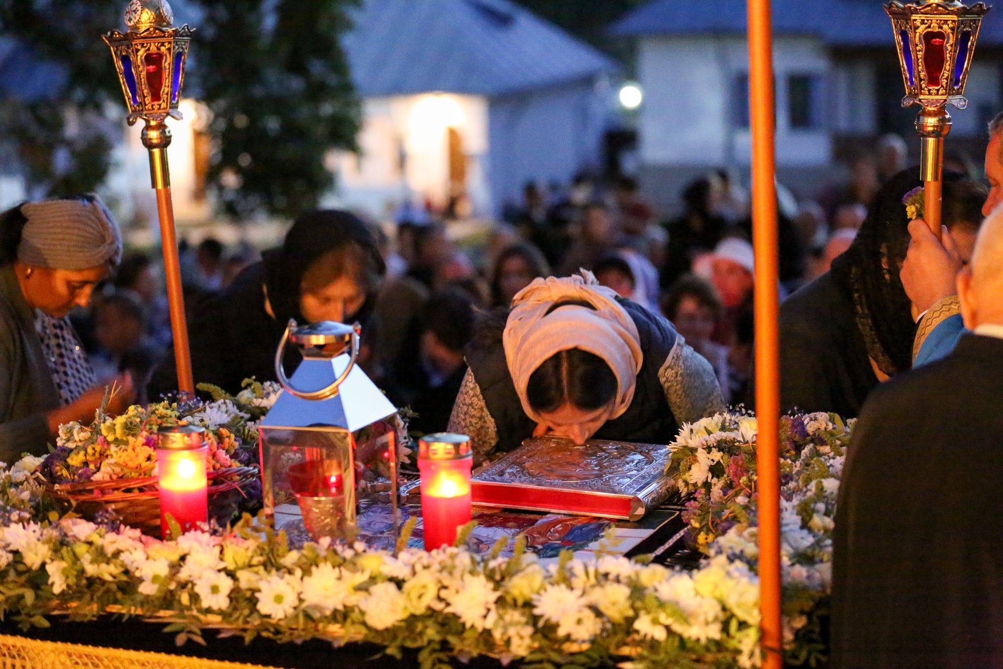 (VIDEO) Hramul Mănăstirii Ciolanu. A oficiat IPS Ciprian