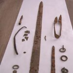 Descoperire din perioada dacică, la Valea Salciei. Piesele, găsite cu ajutorul detectorului de metale