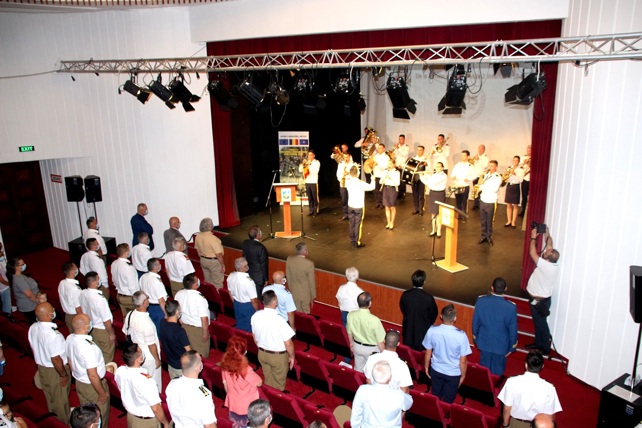 (VIDEO) Simpozion aniversar, la Teatrul „George Ciprian”