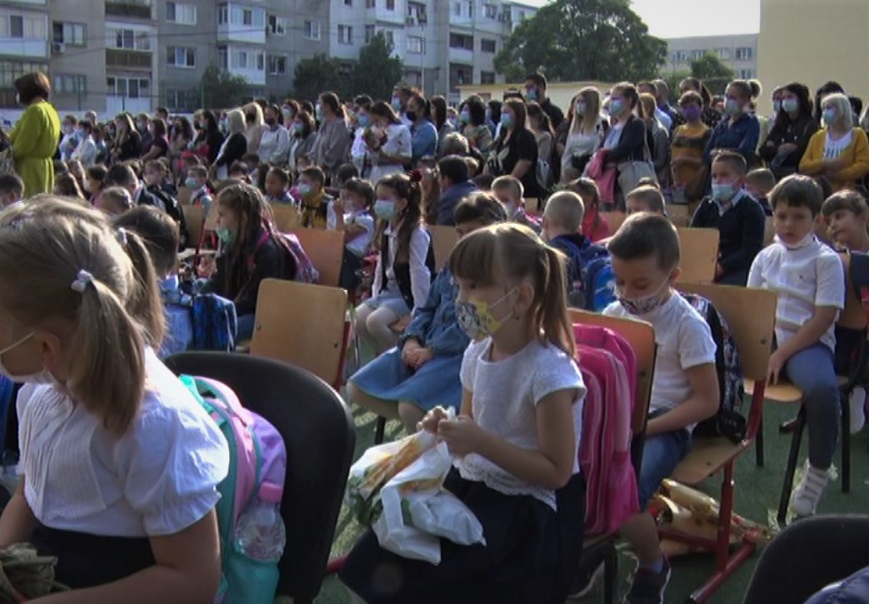 Emoții și la cea mai mare școală gimnazială buzoiană