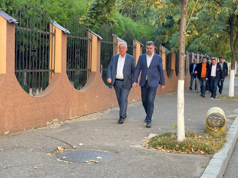 Marcel Ciolacu, îndemn la vot. A venit acasă pentru referendum