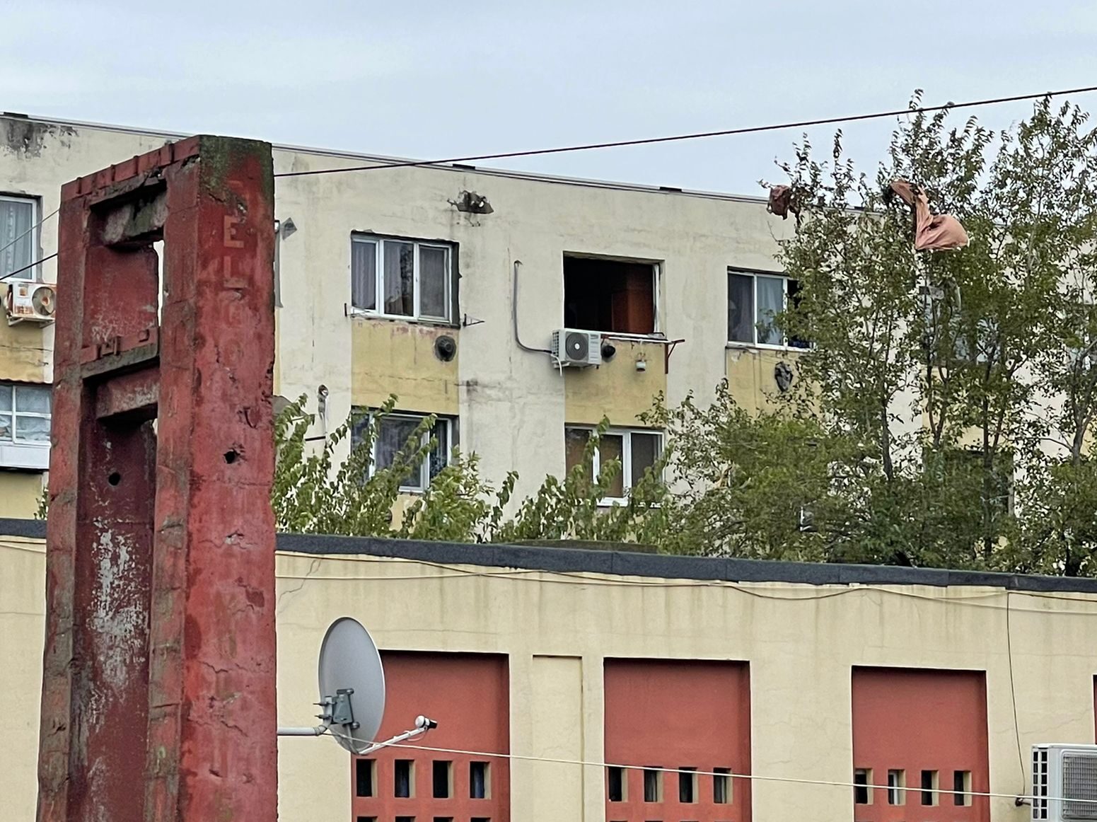 EXPLOZIE! O fetiță și bunica ei, rănite în deflagrație