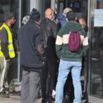 REVOLTĂ CA LA UȘA… MALL-ULUI. Prima zi de restricții, primele probleme