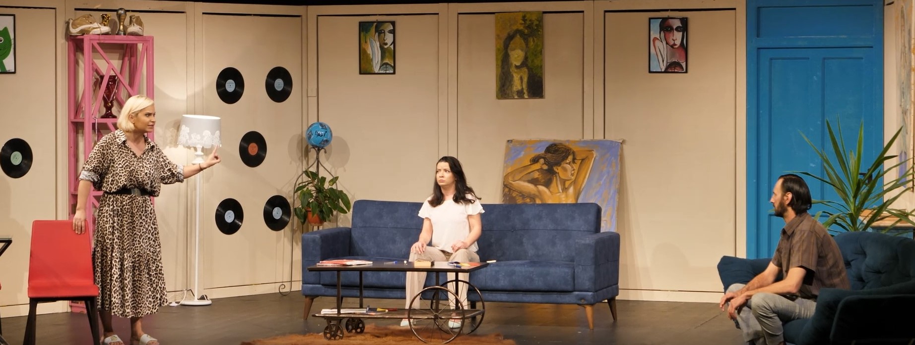 TEATRUL ’’GEORGE CIPRIAN’’ VĂ INVITĂ LA SPECTACOLE. Multe surprize oferite publicului buzoian