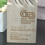 Educație pentru toți. Buzăul premiat la Gala Dezvoltării Durabile