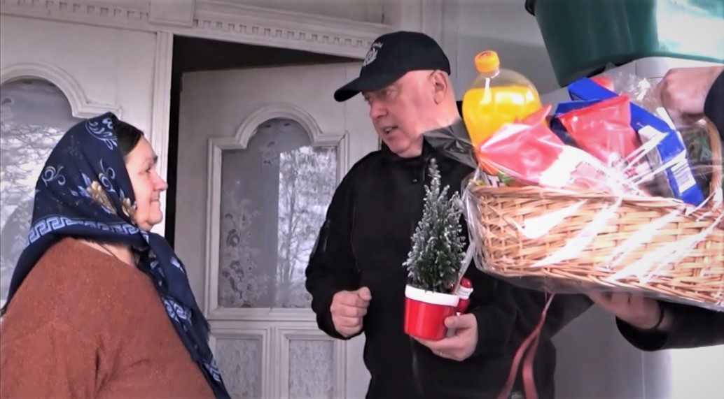 (VIDEO) Povestea impresionantă a unei femei căreia i-a luat foc casa. Cum și-a refăcut viața
