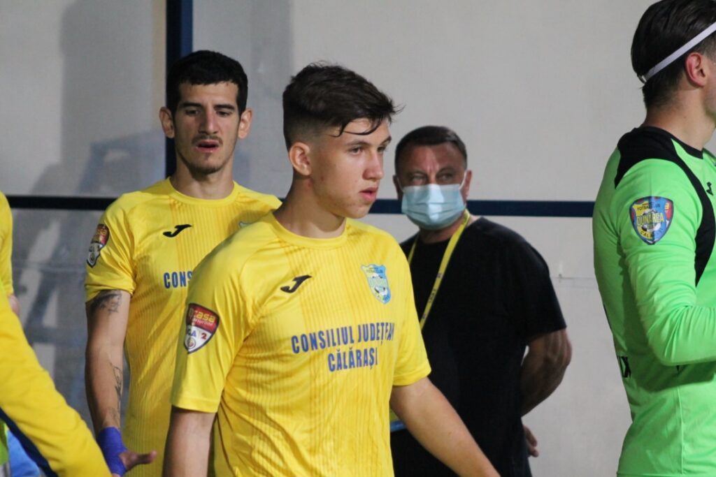 Transfer pentru viitor, la FC Buzău. Robert Sălceanu a semnat cu gruparea din Crâng