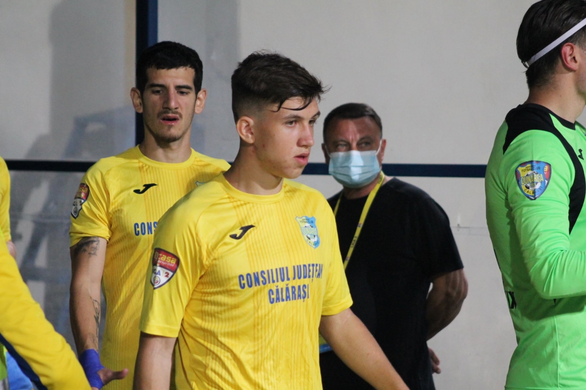 Transfer pentru viitor, la FC Buzău. Robert Sălceanu a semnat cu gruparea din Crâng