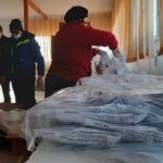 (VIDEO) Se reia testarea COVID în școli. Au sosit  peste 200.000 de teste