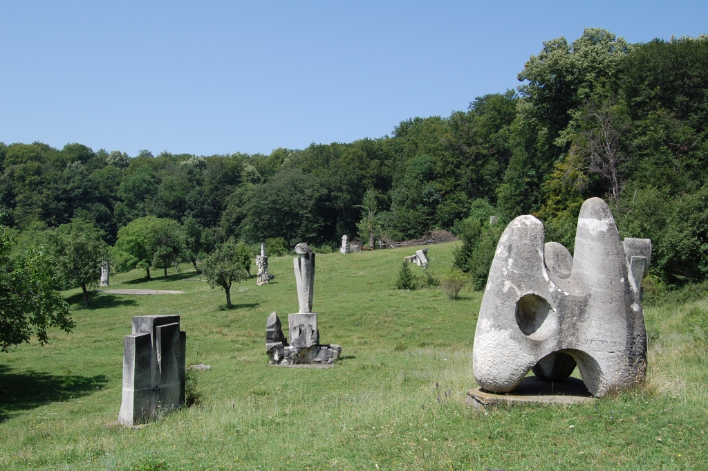 Sanctuarul statuilor. Tabăra de la Măgura va fi revitalizată