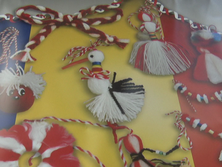 Mesageri la Bruxelles. Expoziție de mărțișoare românești la Institutul Cultural Român din Bruxelles