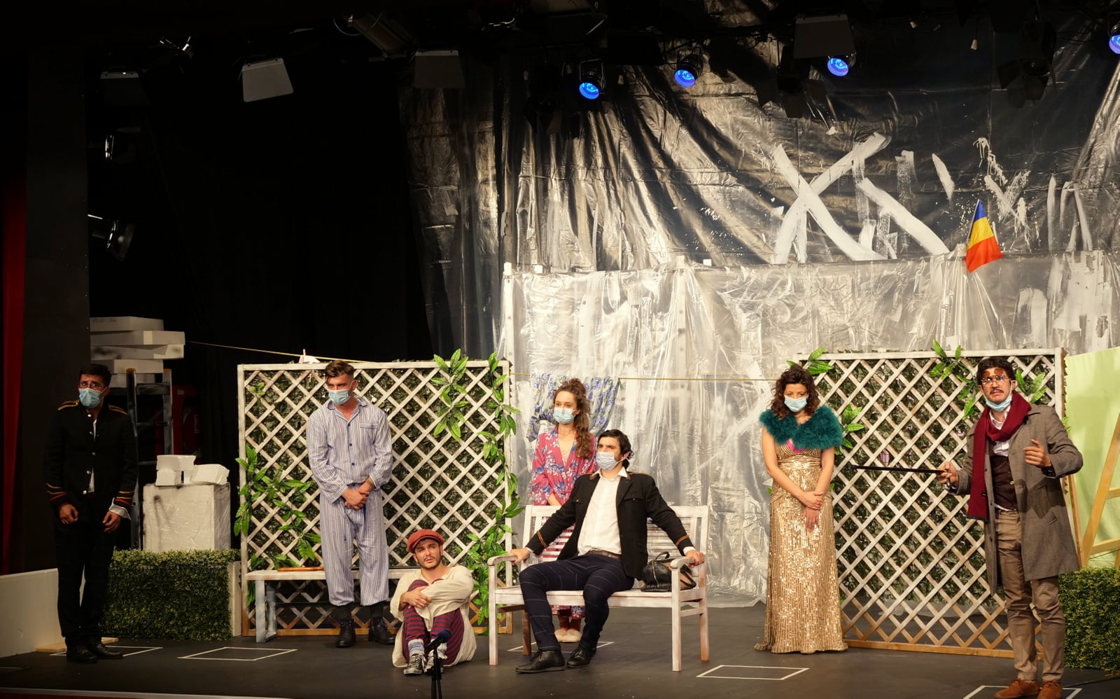 TEATRU DE MĂRȚIȘOR