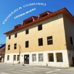 Bătaie în Primăria Cătina. Primarul este acuzat că ar fi lovit secretara instituției