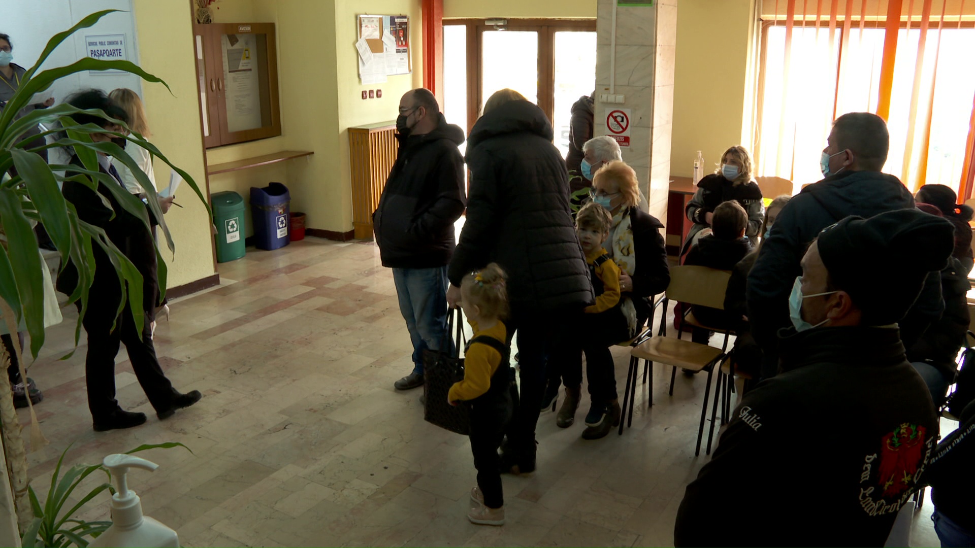 Cozi interminabile la Pașapoarte. Autoritățile au luat măsuri