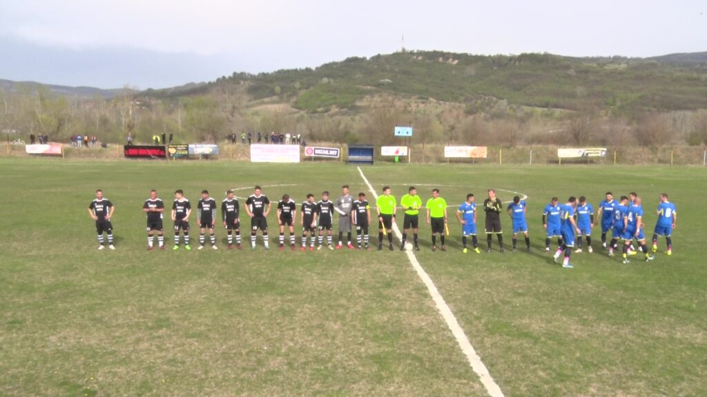 Spectacol, la Liga a IV-A. Meci cu de toate, între Pătârlagele și Limpeziș