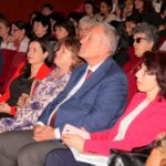 Colectivul Teatrului "G. Ciprian", revoltat pe primarul Toma
