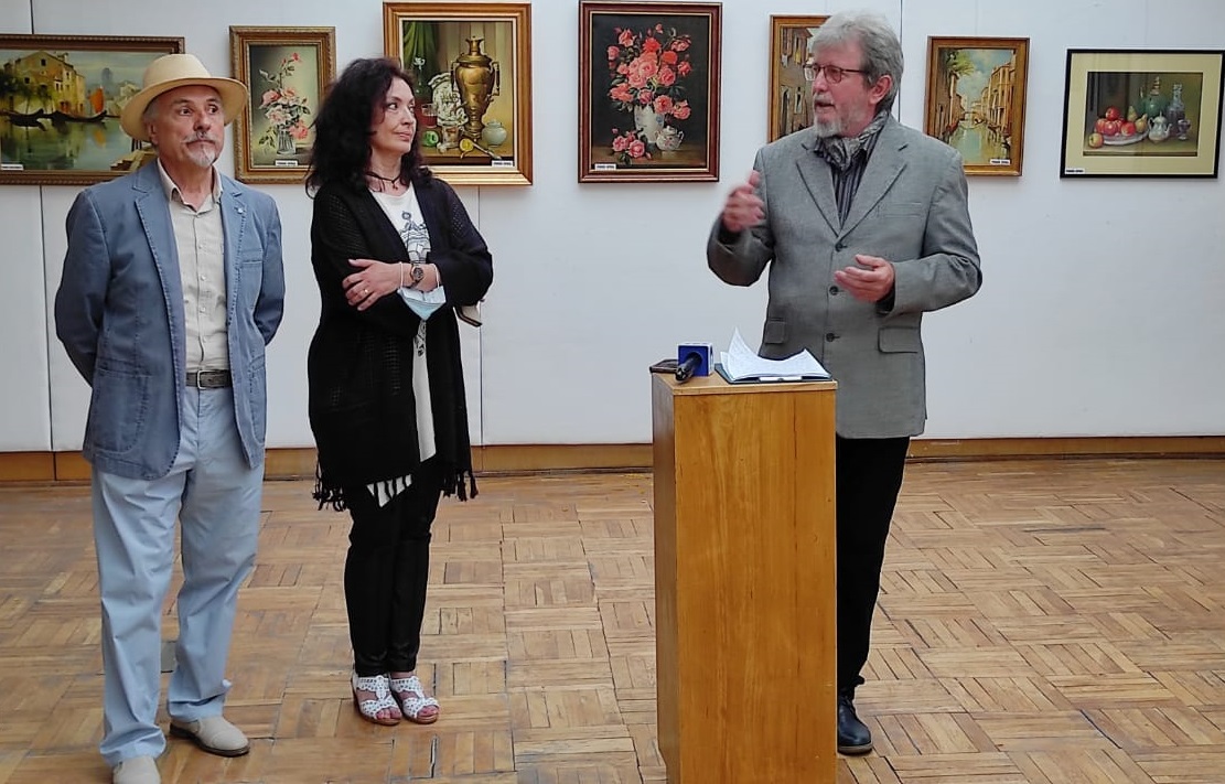 Confesiuni cromatice. Expoziție de pictură Anca Mihaela și Oprea Pioară