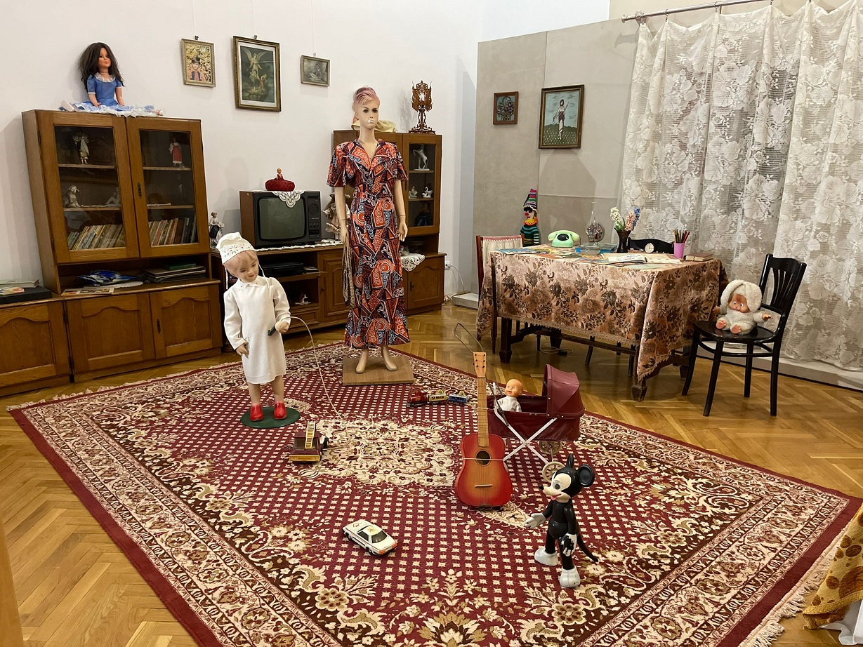 Copilăria în comunism. Expoziție temporară a Muzeului Județean