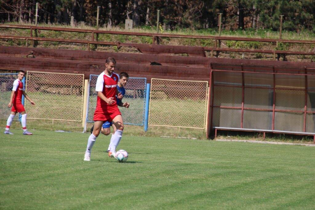 Amical fără istoric. Gloria – Lanurile, 8 la 1