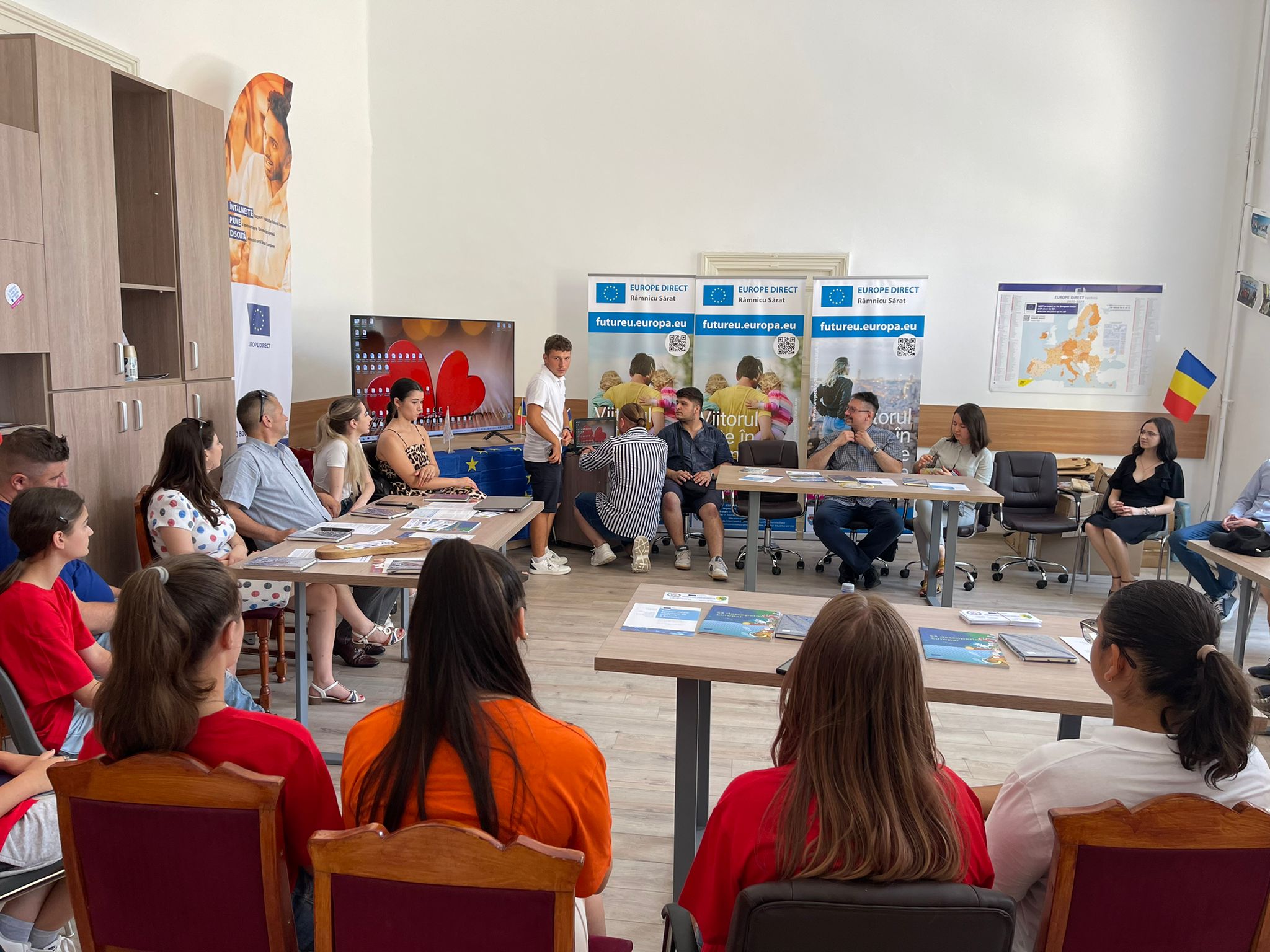 (FOTO) Conferința județeană de promovare a Solidarității, la Europe Direct Rm. Sărat