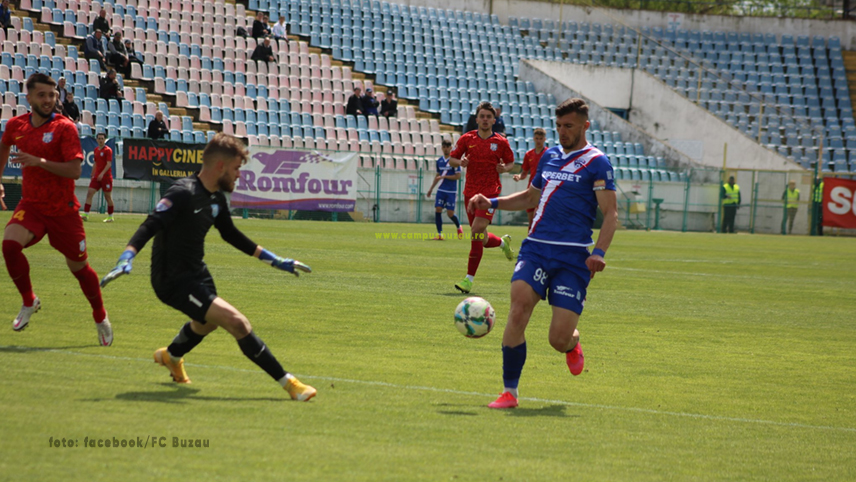 Bomberul Gloriei, sub Tâmpa. Chică-Roșă s-a înțeles cu FC Brașov
