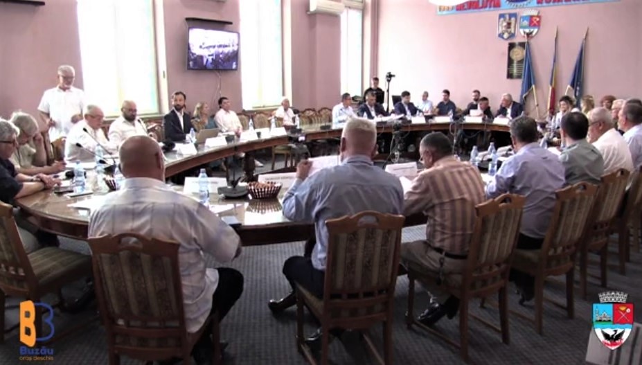 (VIDEO) Abuz grosolan! Majoritatea PSD interzice presa la ședințele CLM Buzău! Primarul, fără reacție