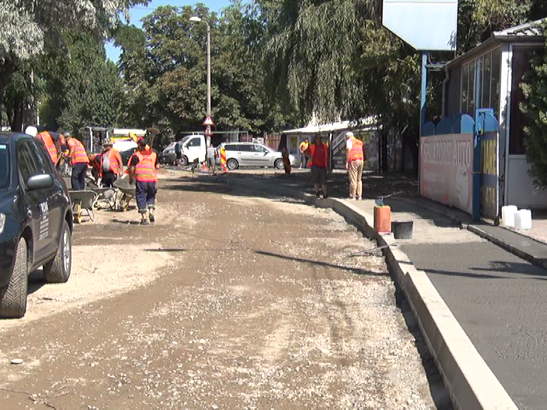 Lucrări pe Iazul Morilor. Vor fi reconfigurate toate parcările.