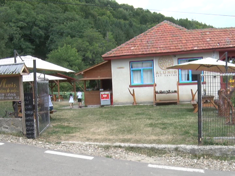 Aluniș, destinație turistică. Tradiții, artă și cultură la Centrul de Artă