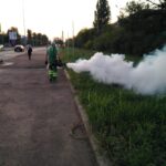Dezinsecția continuă. Lupta împotriva țânțarilor se duce la sol