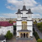 (VIDEO) Cea mai mare sărbătoare a toamnei. Nașterea Maicii Domnului, prăznuită astăzi